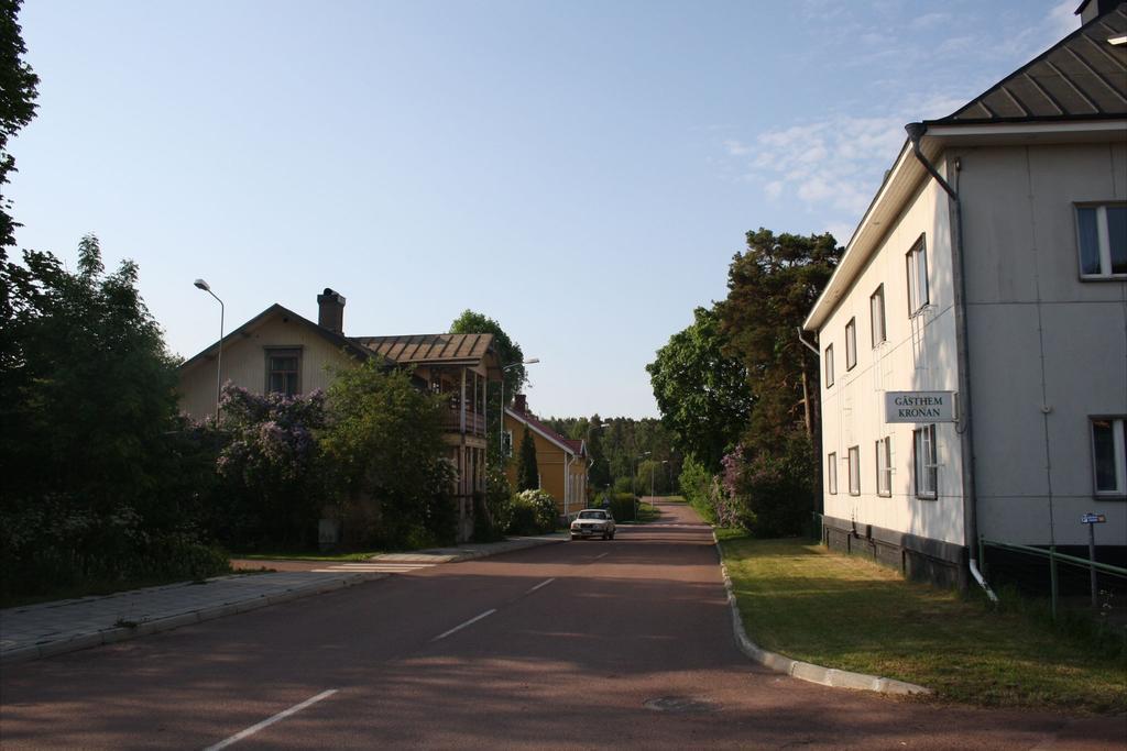 Bed and Breakfast Gaesthem Kronan Марієгамн Екстер'єр фото